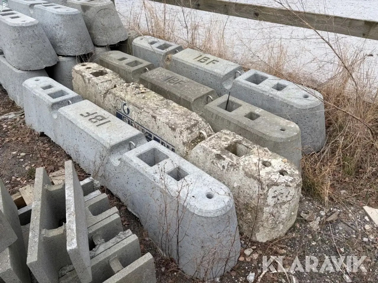 Billede 3 - Betonblokke / Afspærringsblokke IBF - 17 styk