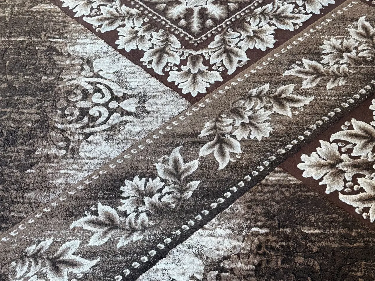 Billede 5 - 2 store bløde tæpper 200x290 cm /brun mønst