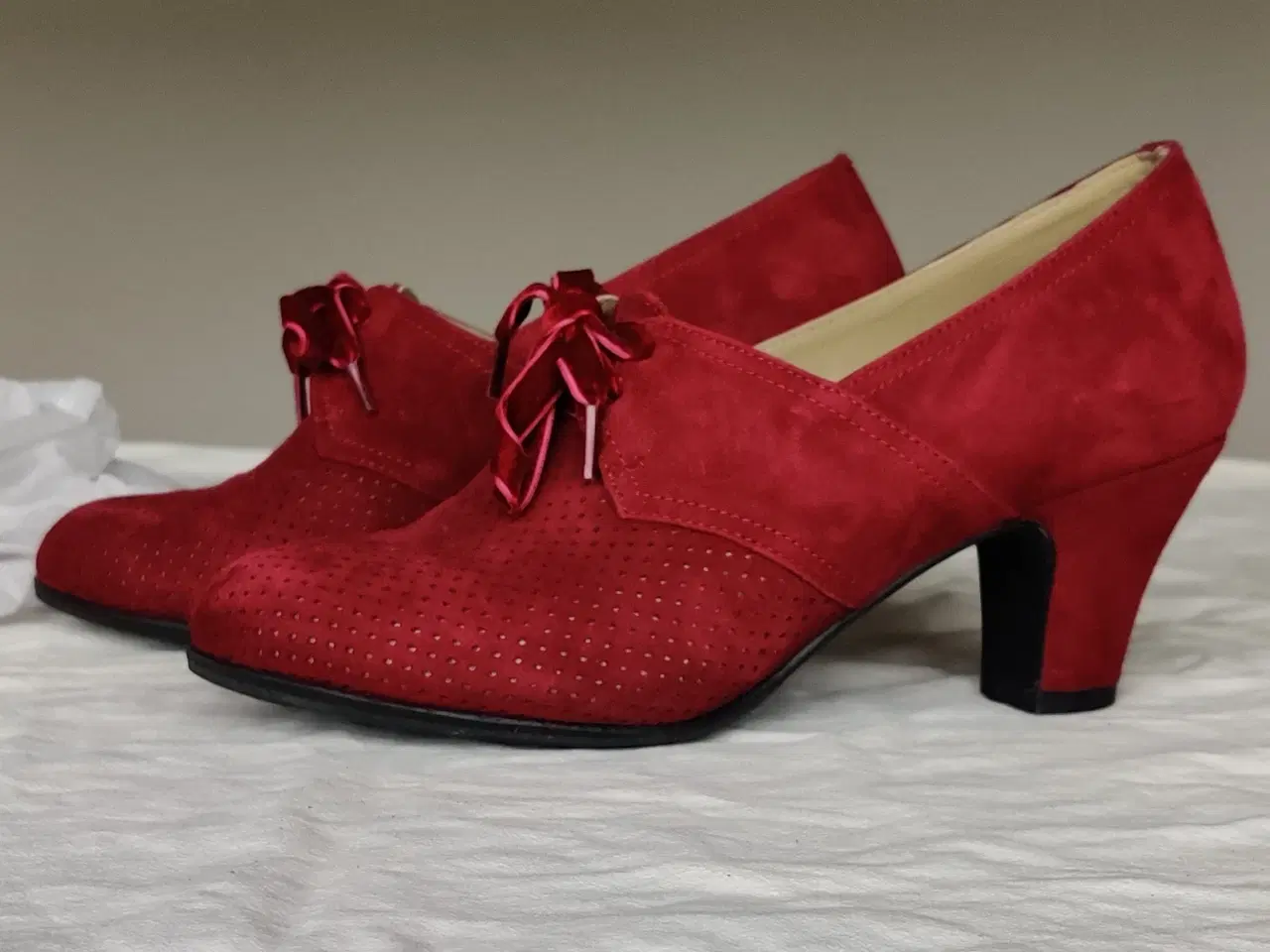 Billede 1 - Memery pumps 1940'er stil, Esther bordeaux, str 38