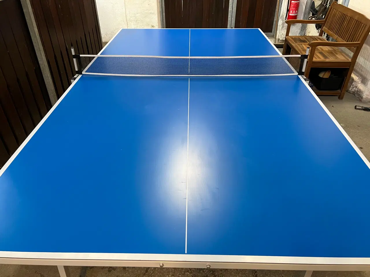 Billede 1 - Udendørs bordtennisbord med 100 bolde og 4 bats