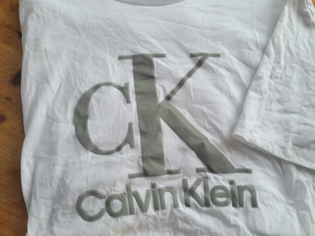 Billede 2 - Calvin T-shirts 2 stk