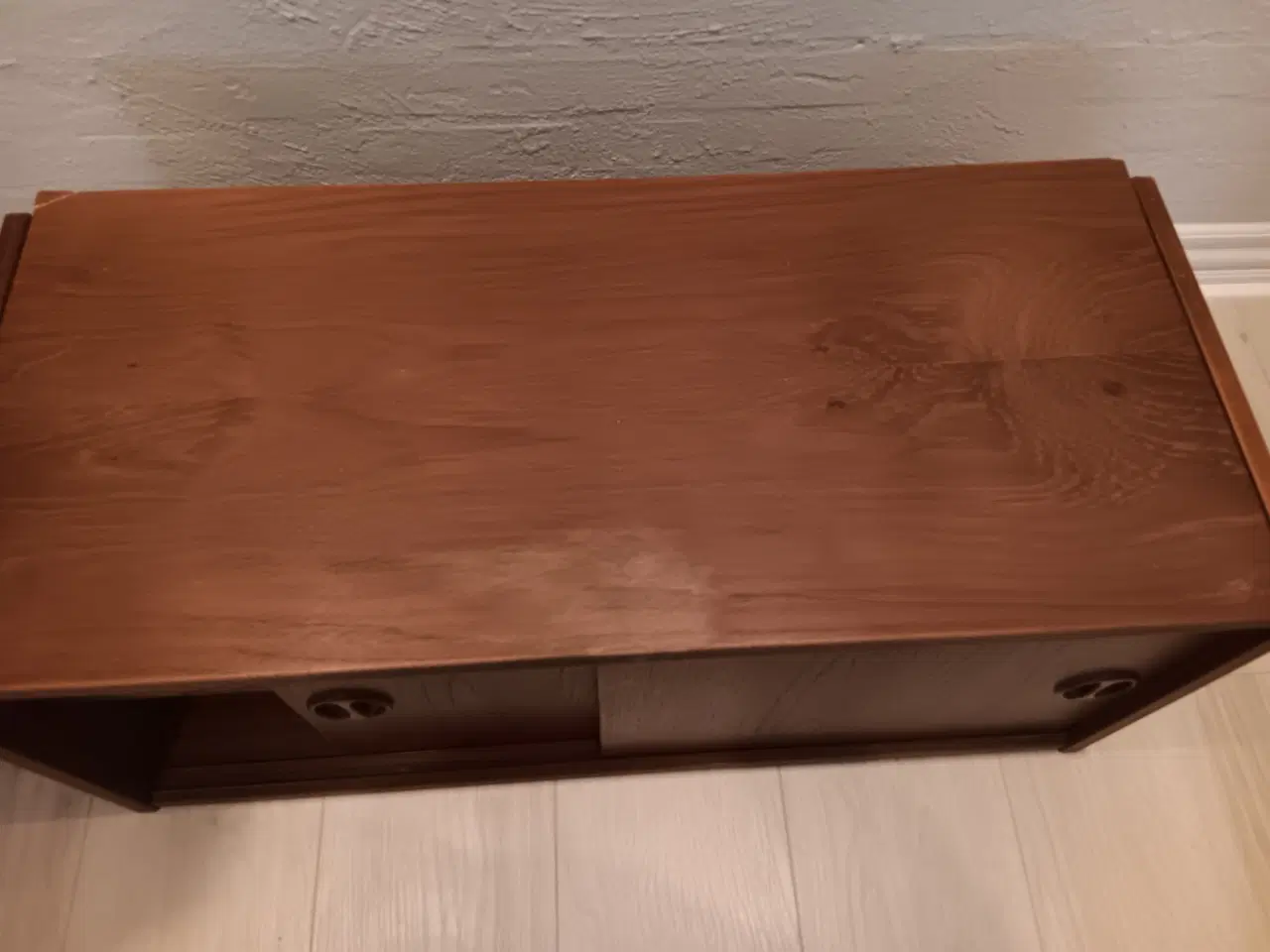 Billede 8 - Teak reolsystem m. ni hylder, et skab og en bladhy