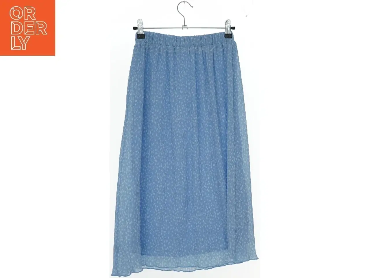 Billede 2 - Blå nederdel med blomsterprint fra Pomp de Lux (str. 140)