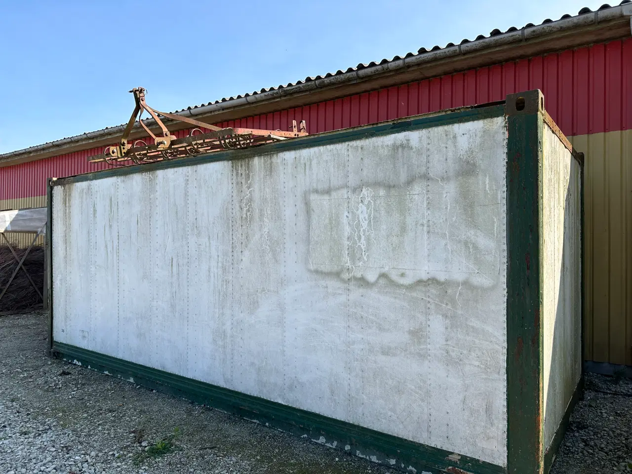 Billede 2 - Spændende containersalg! Med indhold.