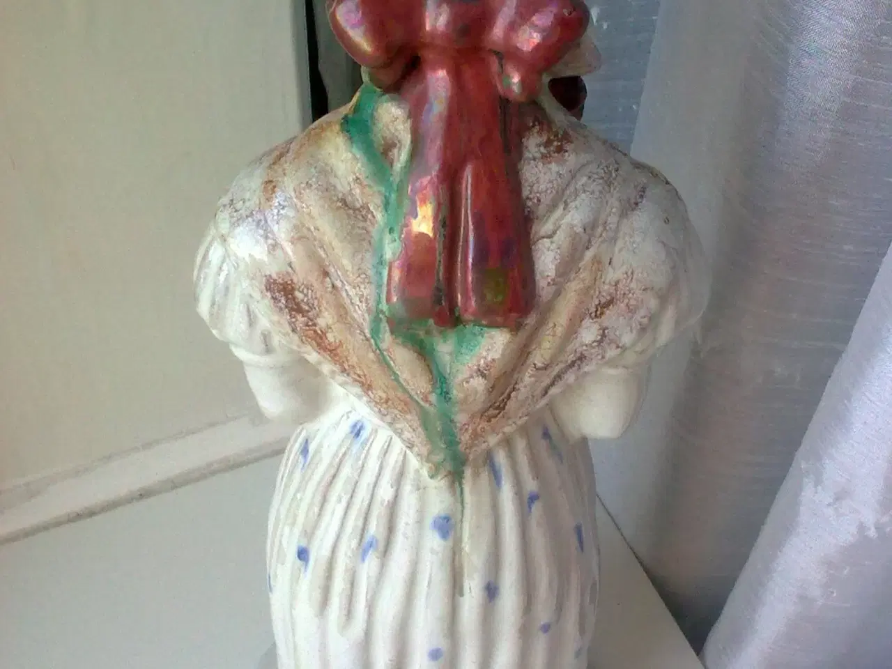 Billede 7 - Sokkel stempler gl. høj lys keramik figur Bornholm