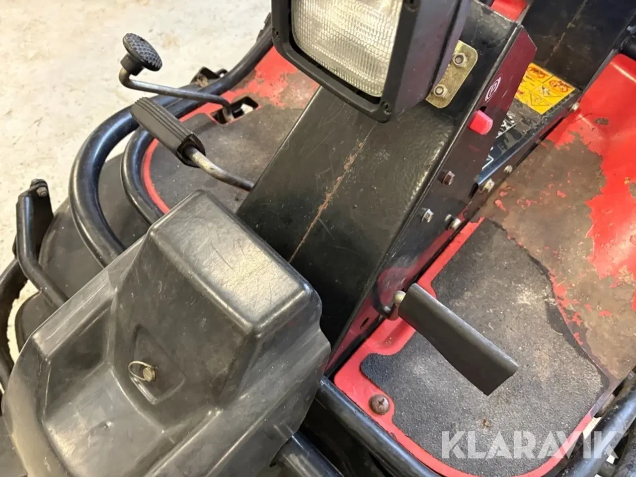 Billede 11 - Græsslåmaskine Jonsered FR2113MA