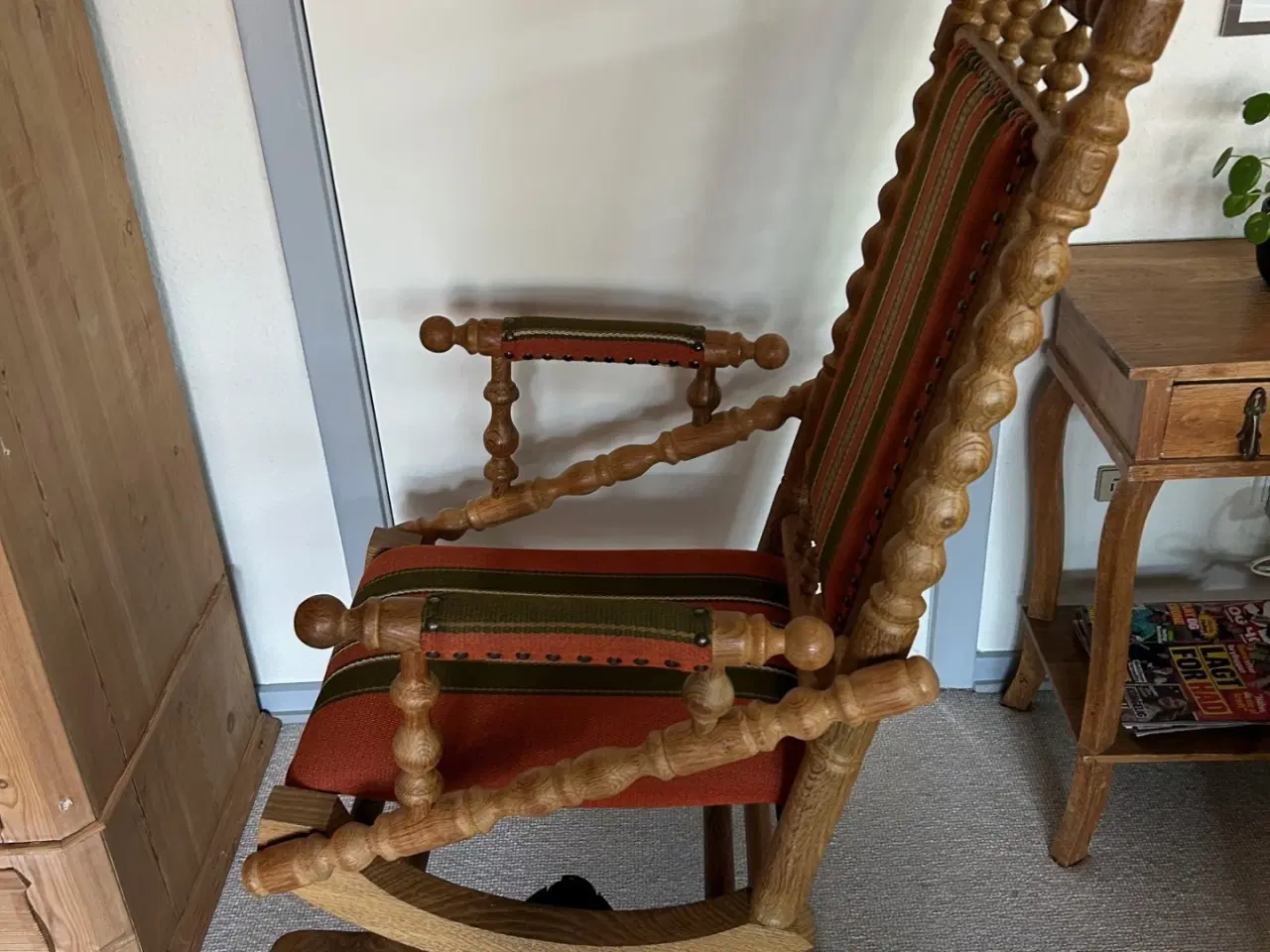 Billede 3 - Antik gyngestol i egetræ