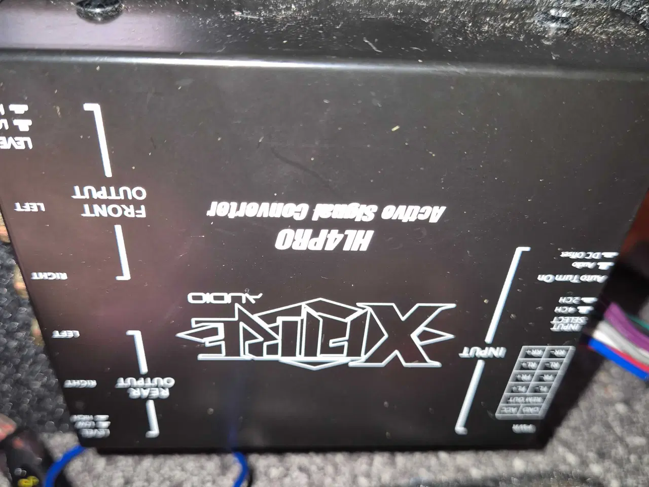 Billede 3 - forstærker og subwoofer sæt.