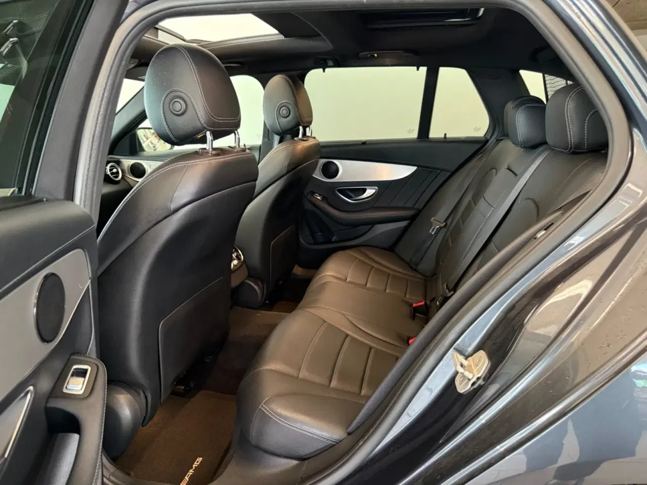 Billede 8 - Mercedes C220 d 2,2 AMG Line stc. aut.