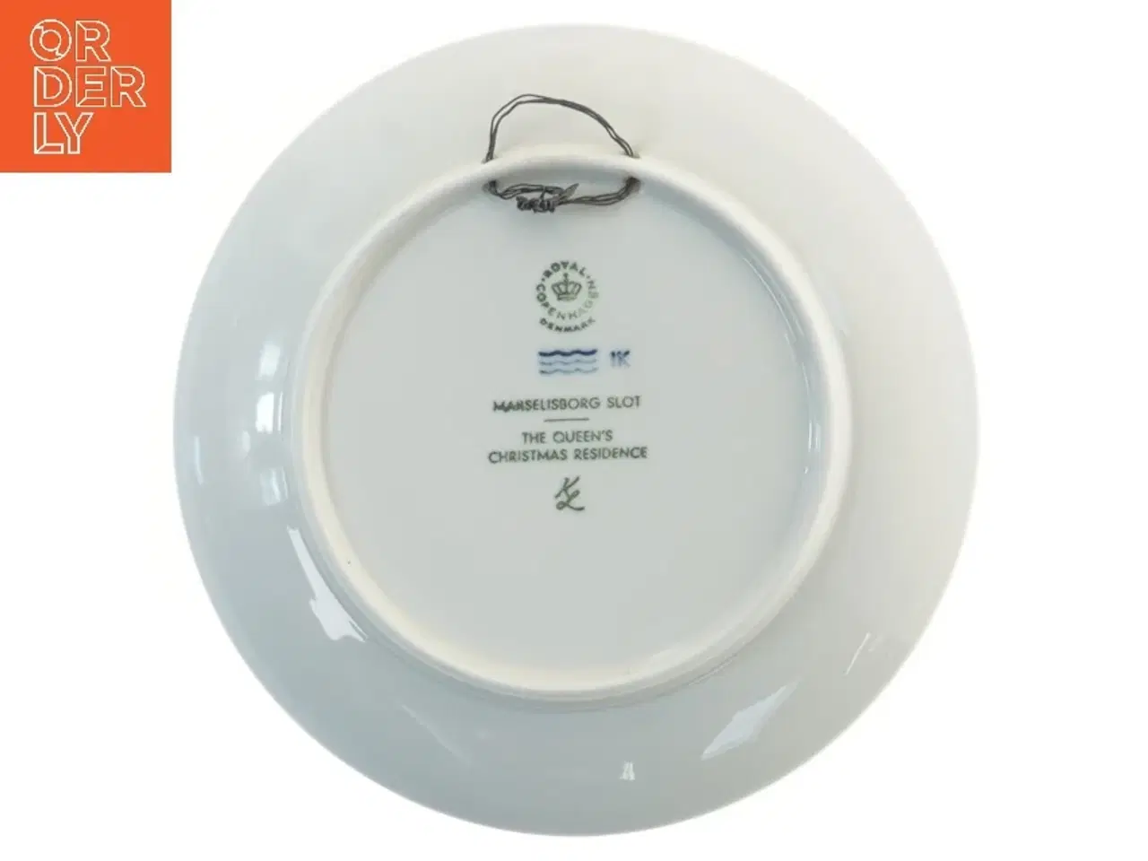 Billede 2 - Dekorativ juleplatte fra 1975 fra Royal Copenhagen (str. Ø 18 cm)