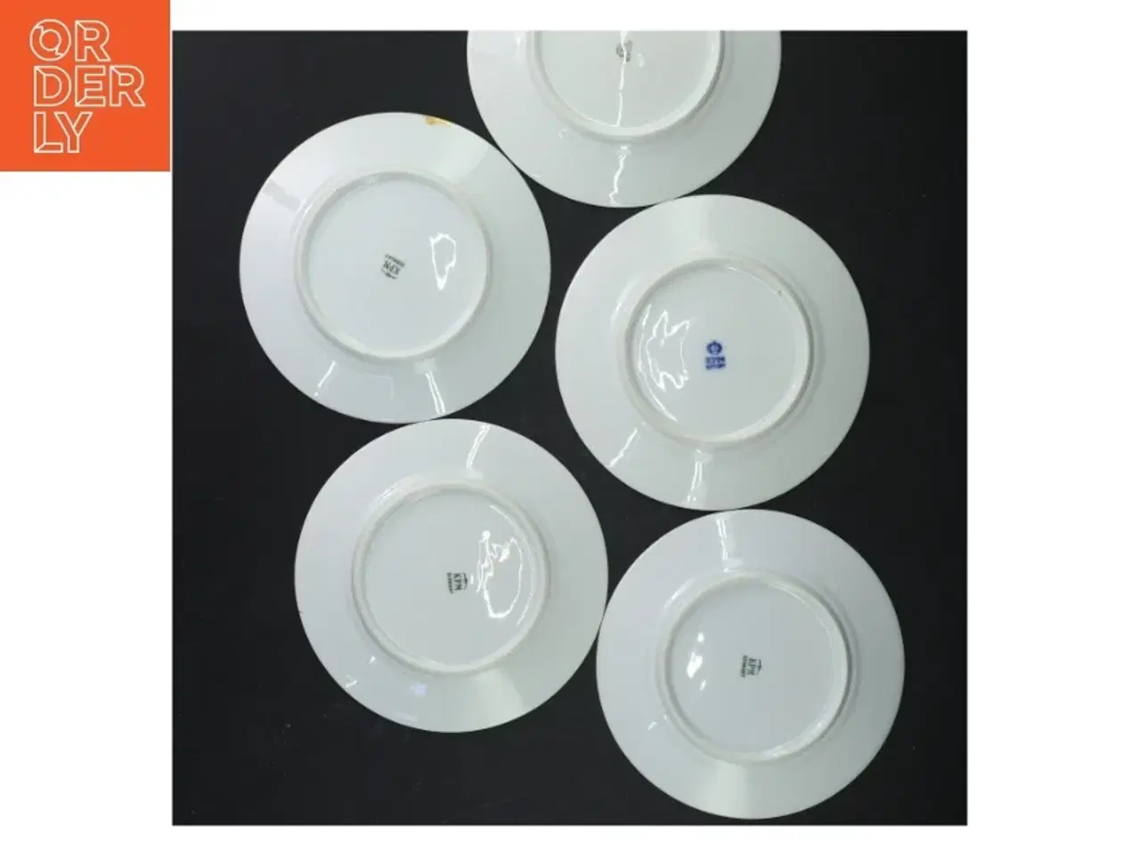 Billede 3 - Porcelænstallerkener med guldkant fra KPM (str. Ø 15 cm)