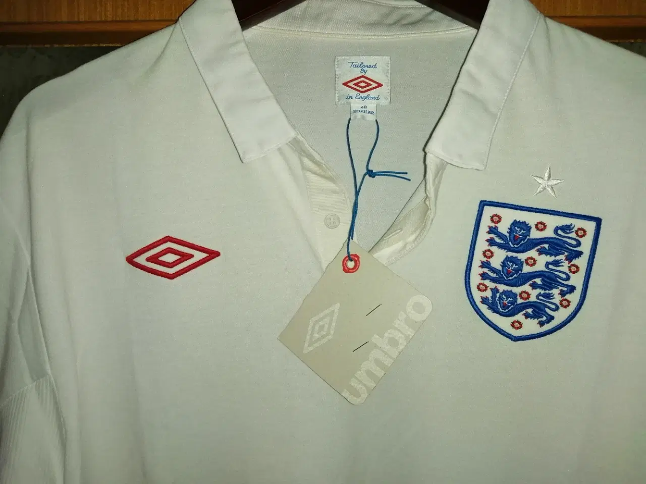 Billede 1 - FODBOLDTRØJE, NY,ENGLAND HOME 2010, UMBRO,2XL