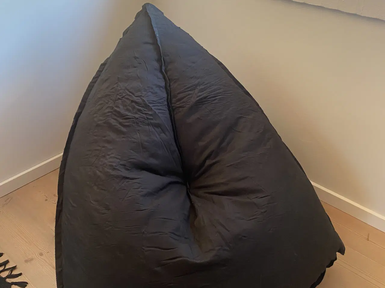 Billede 2 - Ergonomisk Sækkestol sort