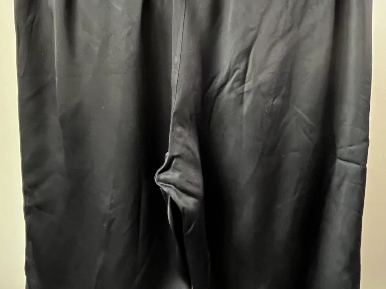 Billede 4 - Barbara Bui, shorts, str 40