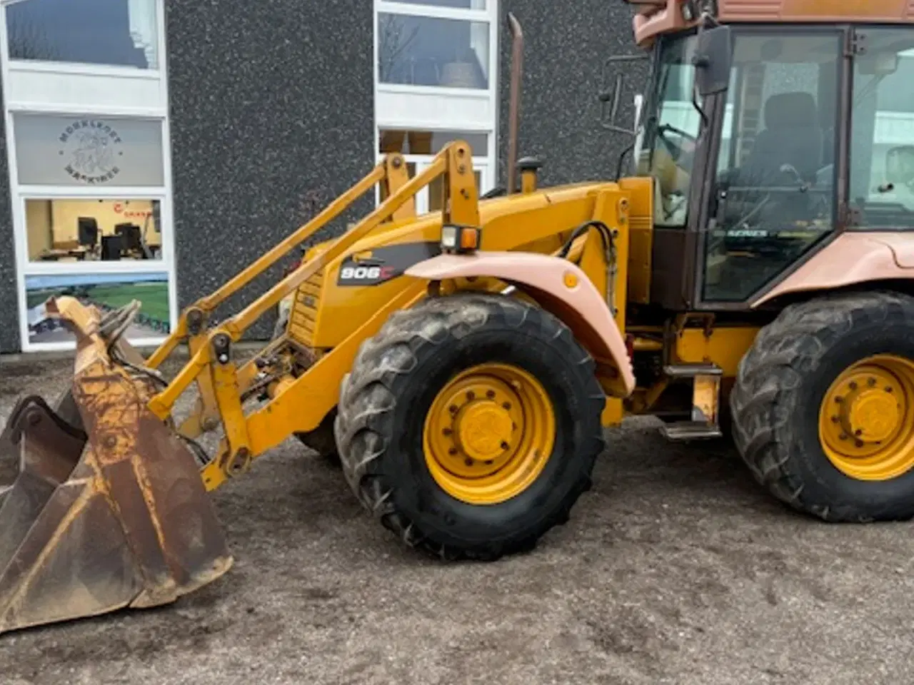 Billede 3 - Hydrema 906C serie 2 MED ESD Dobbelt Command - Hydraulisk skift for og bag