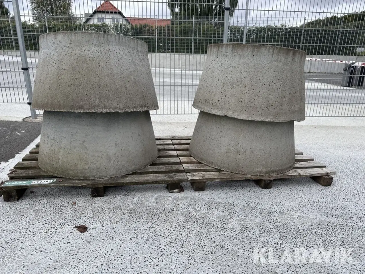 Billede 1 - beton kegle