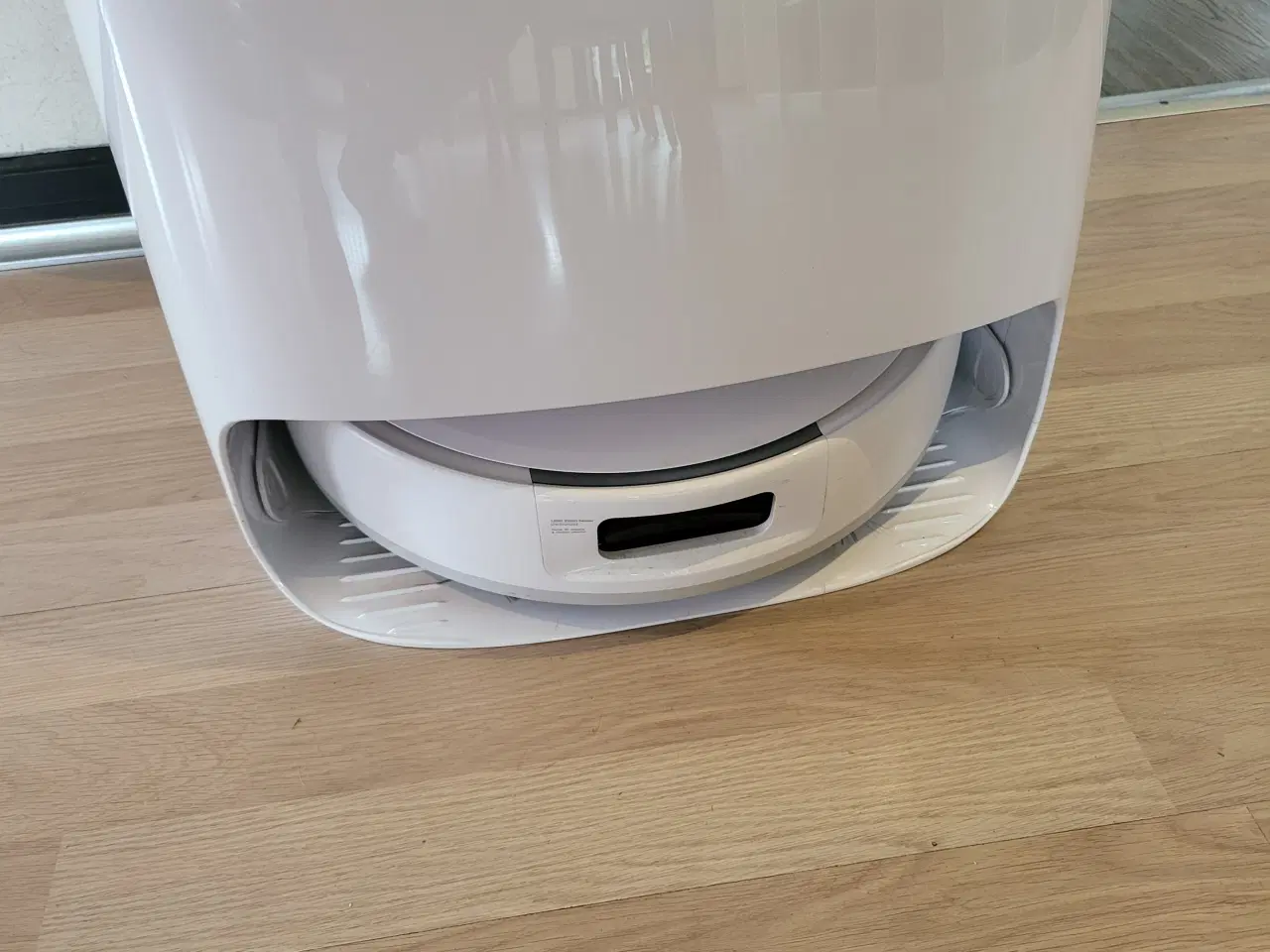 Billede 3 - Narwal Freo X Ultra robot støvsuger og moppe
