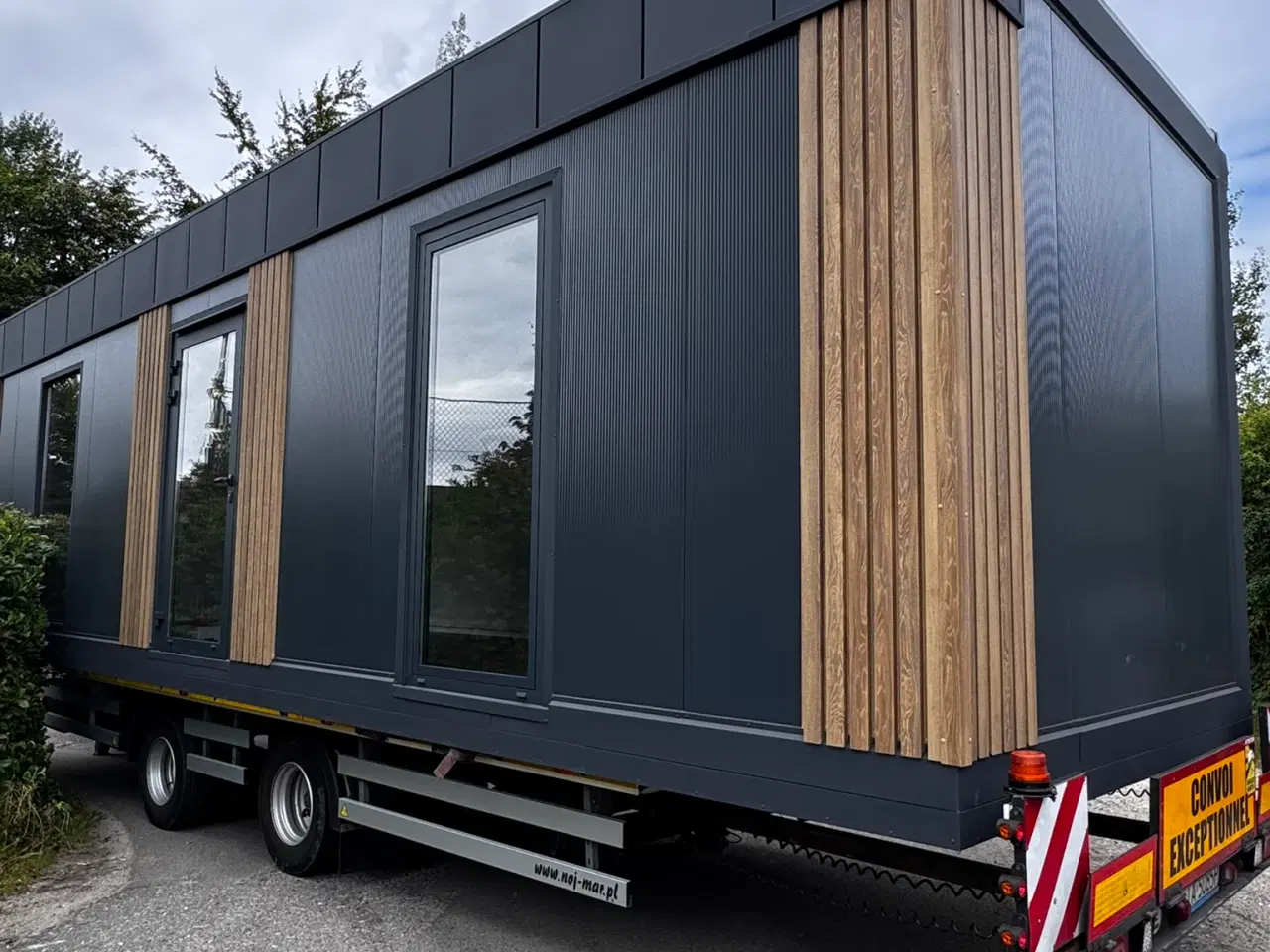 Billede 2 - Rummelig pavillon - 10x3 m - 30m² - inkl. AC