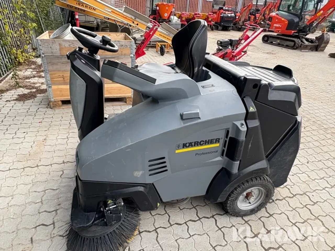 Billede 8 - Fejemaskine Kärcher KM 105/100 R