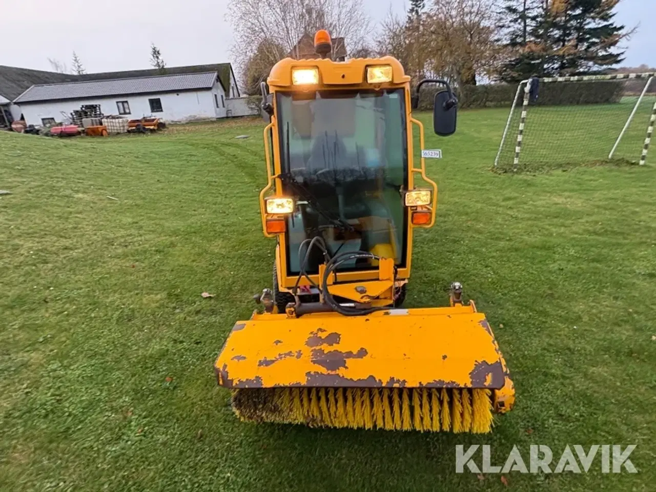 Billede 8 - Redskabsbærer Stiga Titan 32H