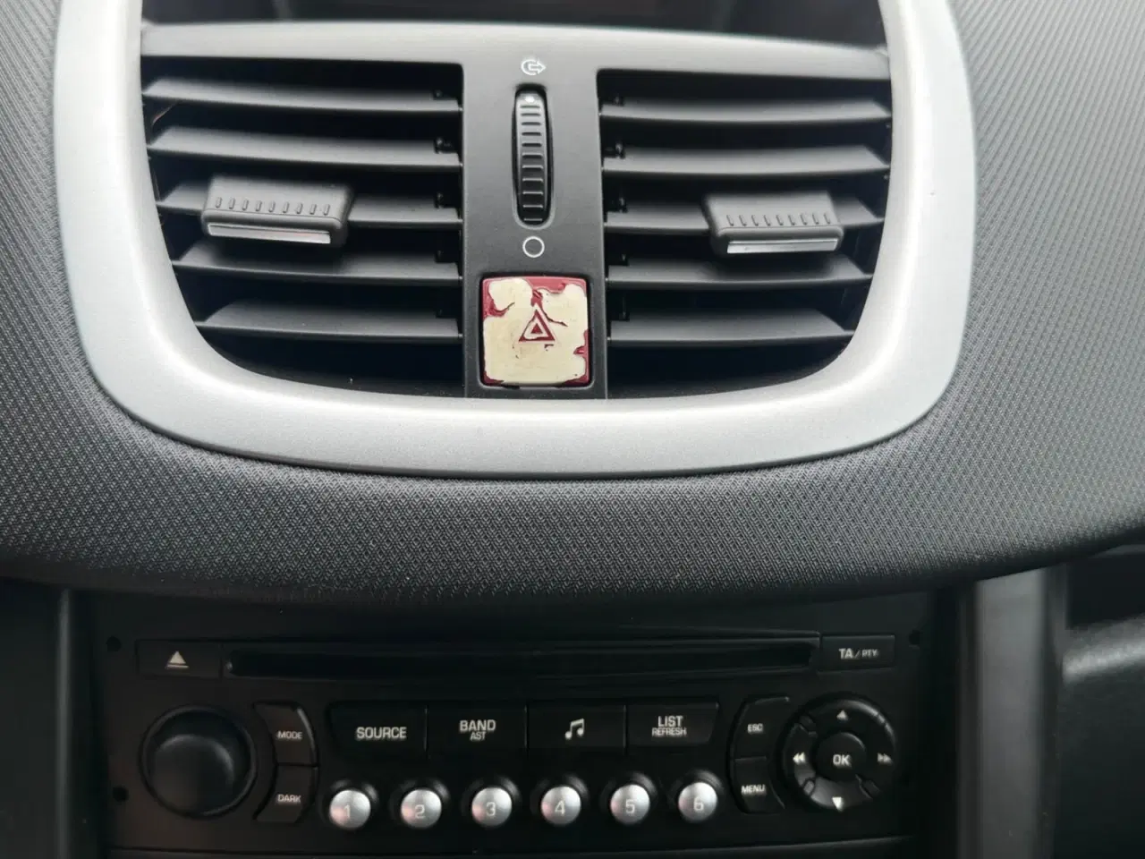 Billede 15 - Peugeot 207 1,6 HDi 90 Comfort+