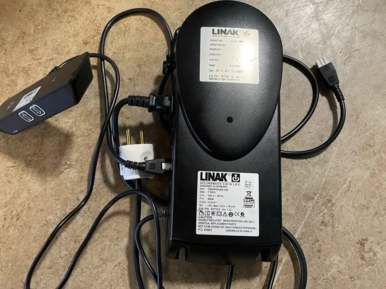 Billede 3 - Hæve/sænke bord. Linak.