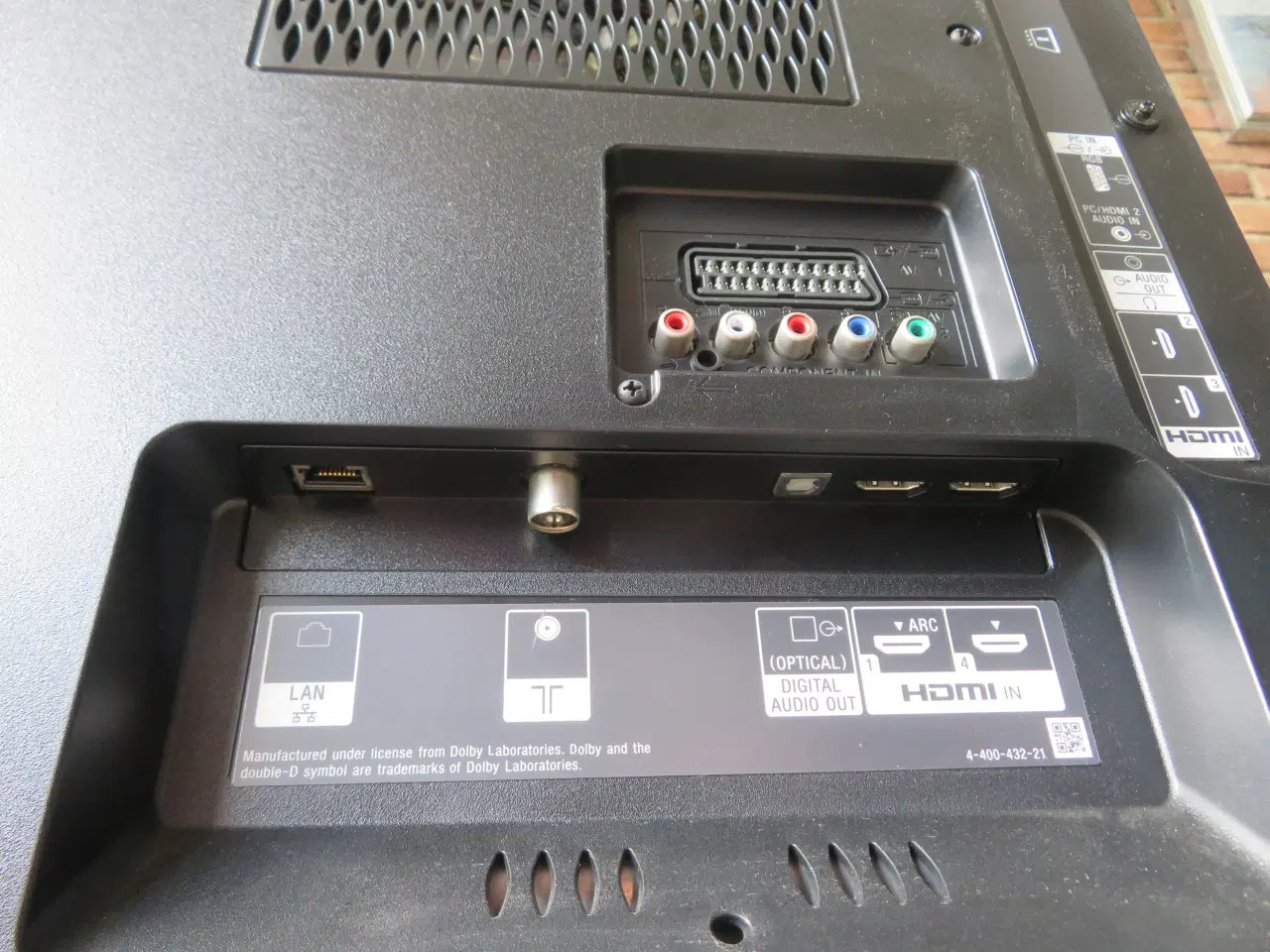 Billede 8 - SONY TV. Med bord
