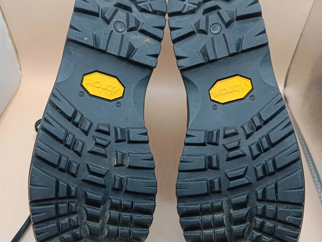 Billede 3 - Vibram støvler 41str