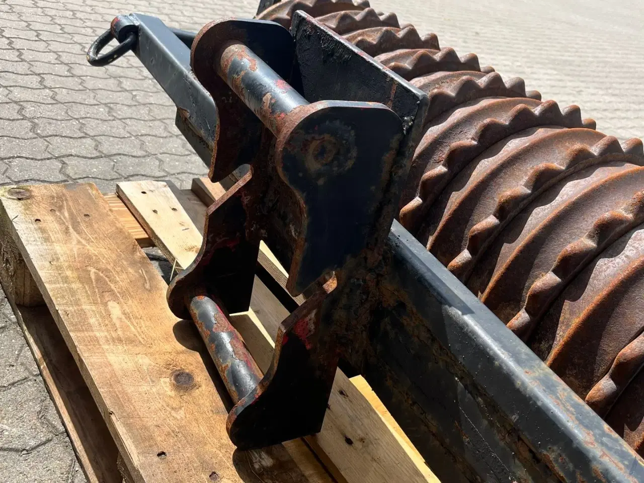 Billede 8 - - - - - - - tromle til gravmaskine