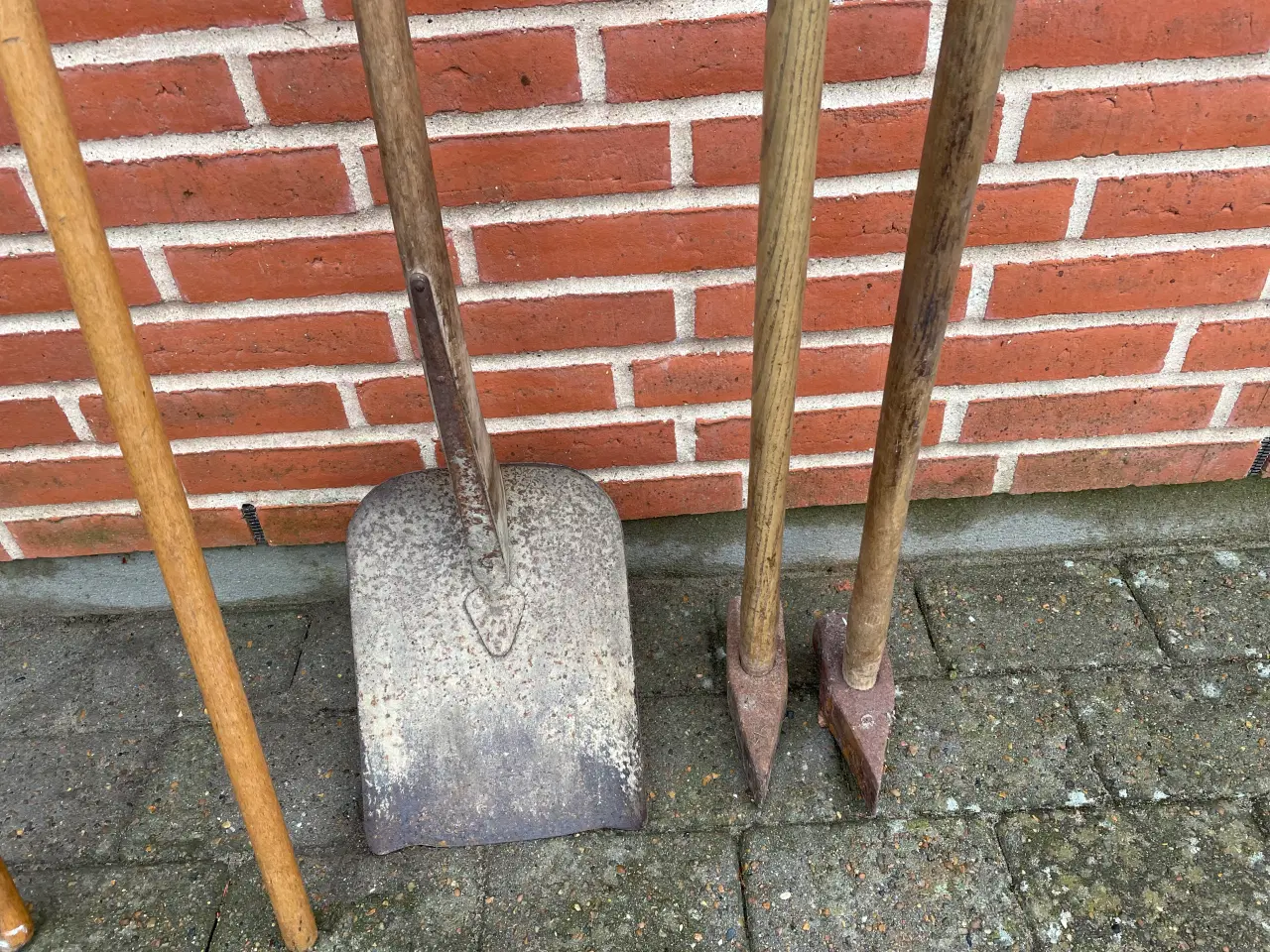 Billede 2 - Rive, Skovl ,Flækøkse