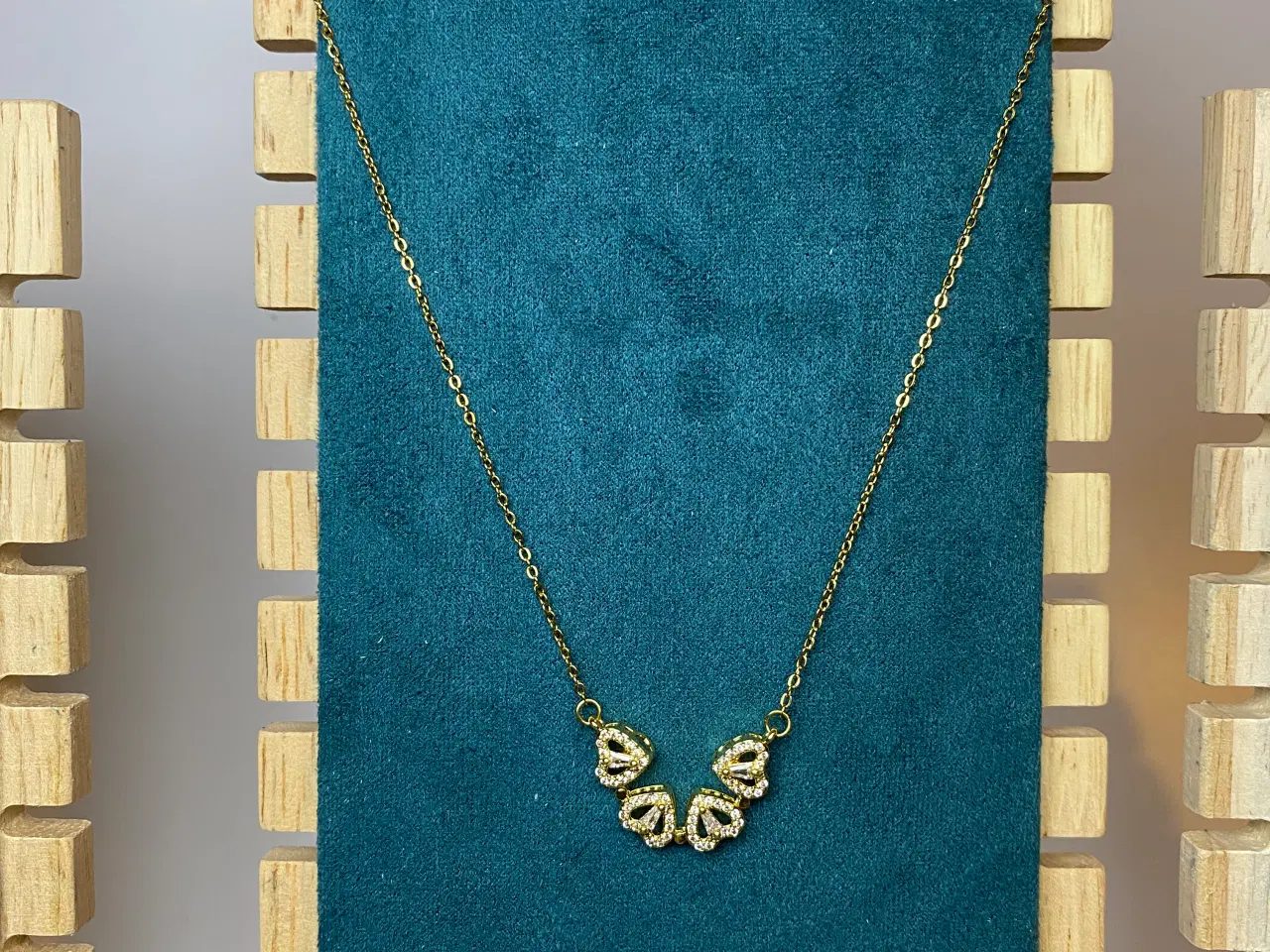 Billede 3 - Halskæde med firkløver