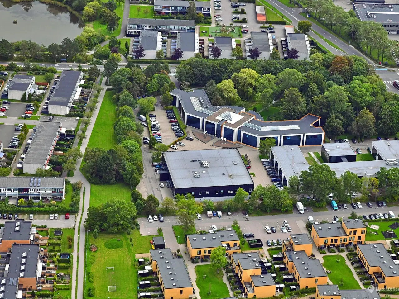 Billede 20 - Albertslunds flotteste kontor midt i en oase