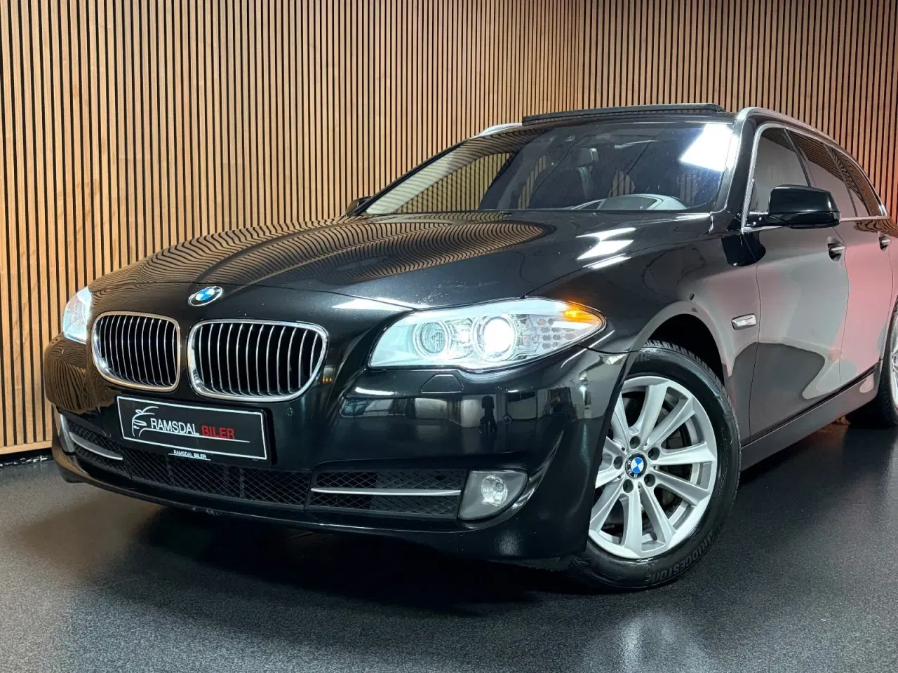Billede 2 - BMW 525d 2,0 Touring aut.