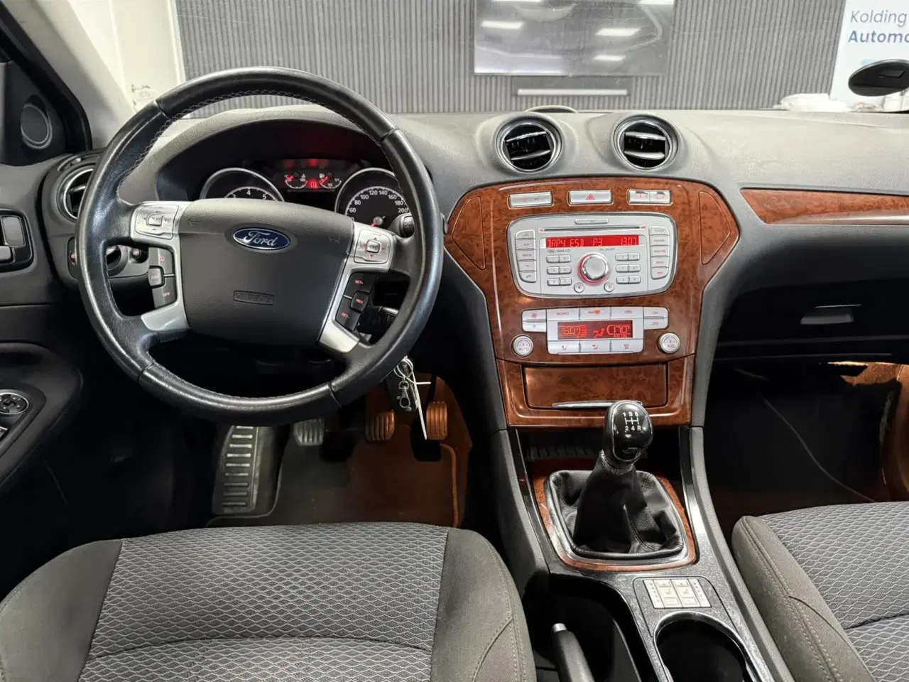 Billede 12 - Ford Mondeo 2,0 Ghia 145HK 5d