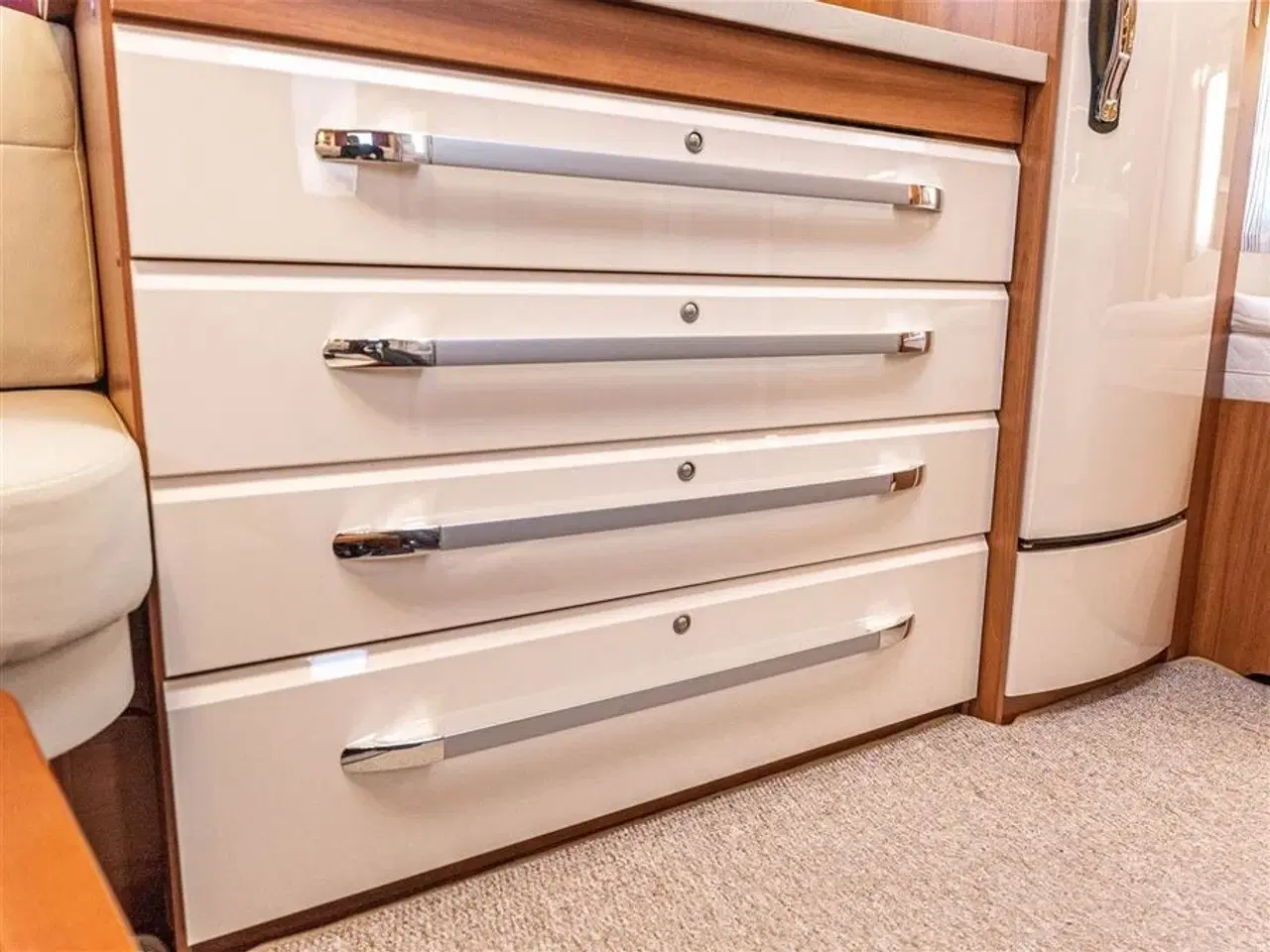 Billede 14 - 2013 - Hobby Excellent 460 UFe Lys og rummelig vogn med solceller og lav totalvægt