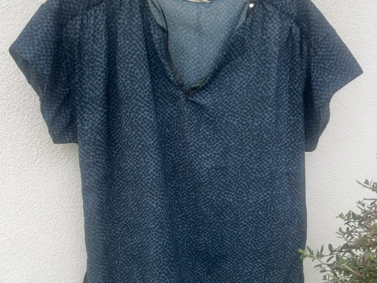 Billede 1 - GASJEANS Bluse transparent navyblue Str. L 