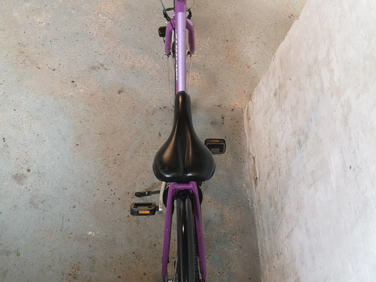 Billede 10 - RALEIGH 28"  52cm lila  7 gear..  baglygter 
