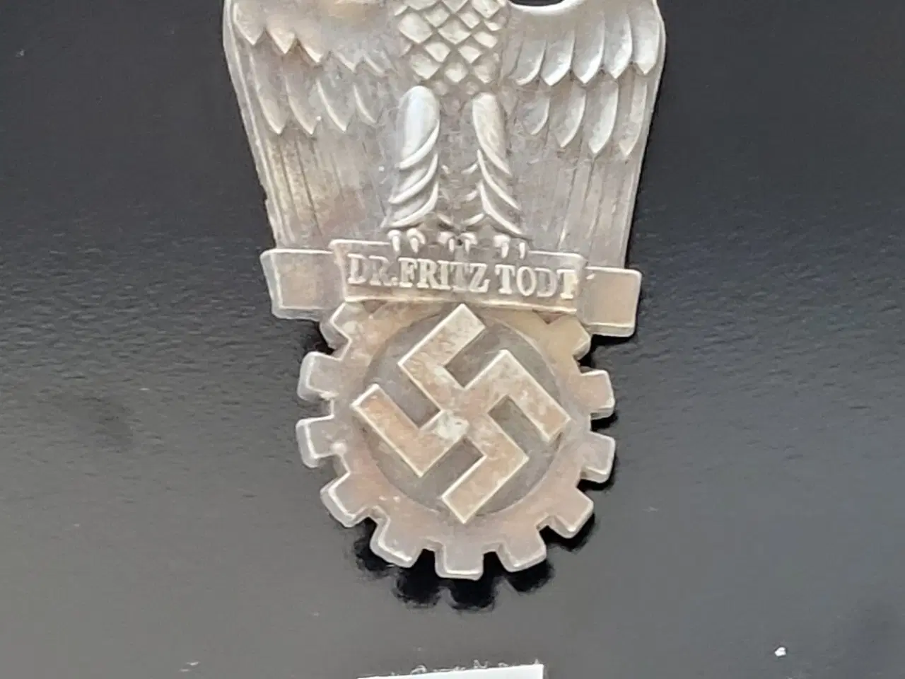 Billede 1 - Tyskland WW2 orden medalje