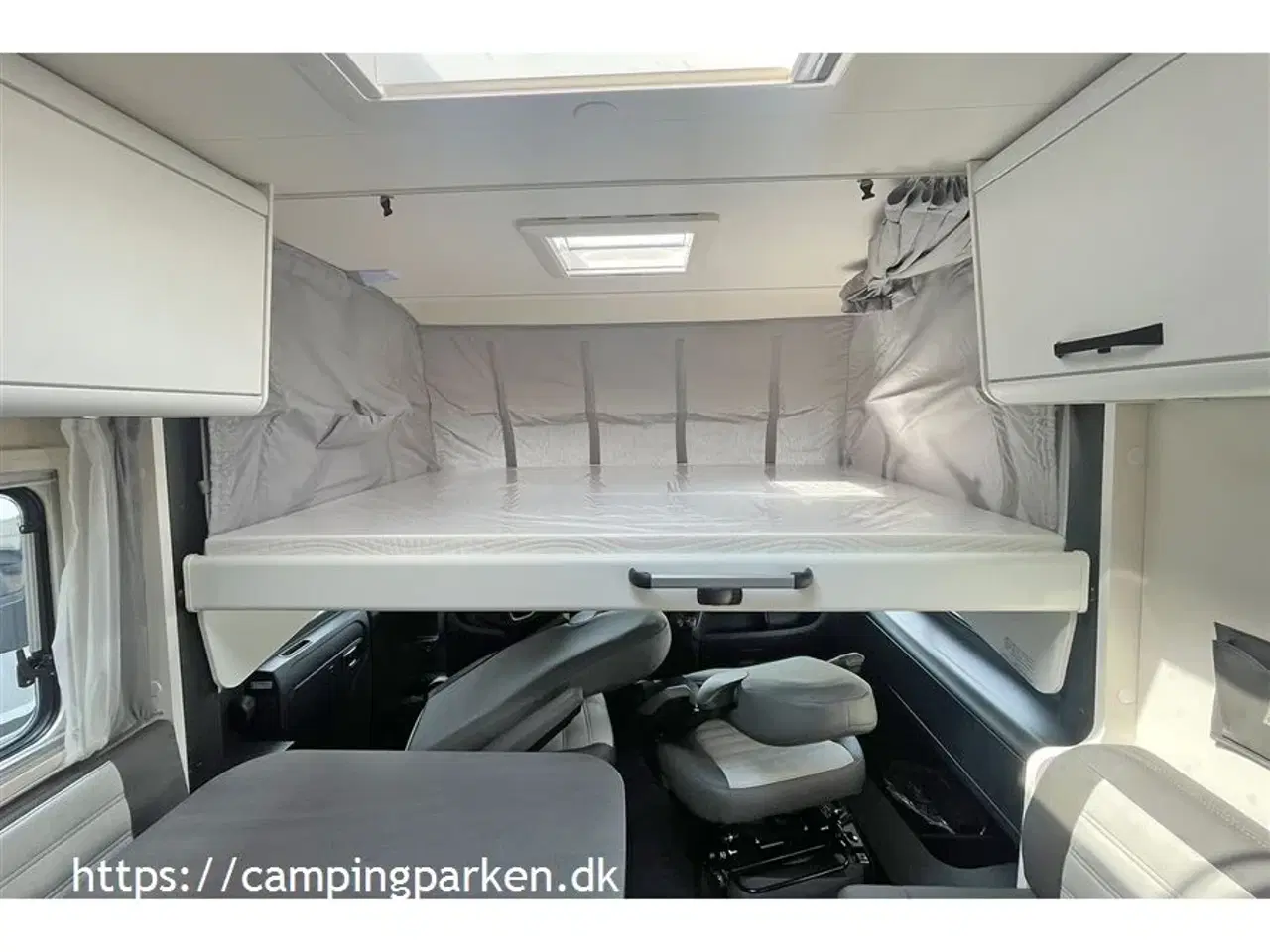 Billede 12 - 2024 - SunLight I 68 Adv. Edi. - Aut. gear   Sunlights flagskib er tilbage! Fiat Ducato, 140 hk og 9-trins automatgear