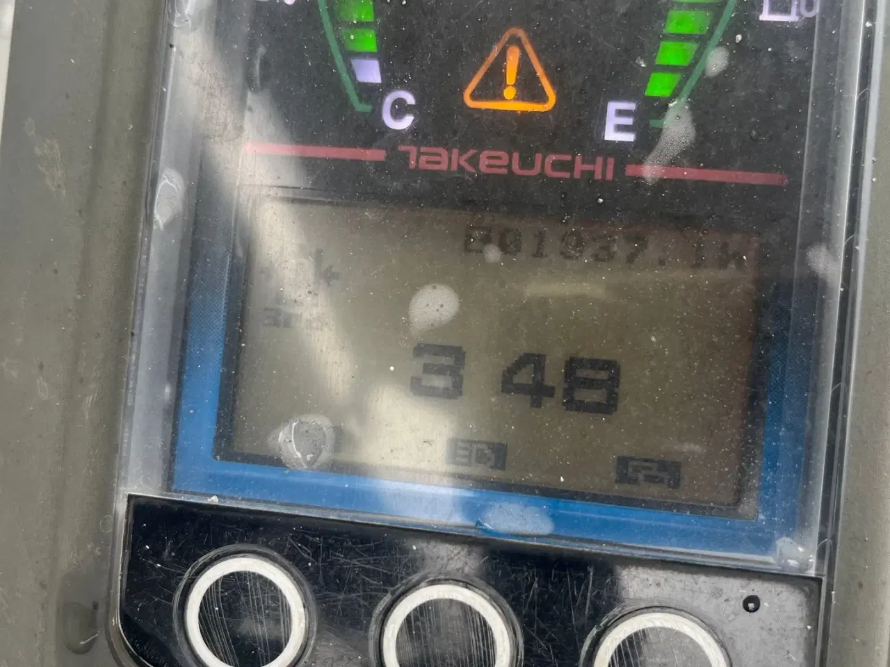 Billede 9 - Takeuchi med hydraulisk skovl skifte