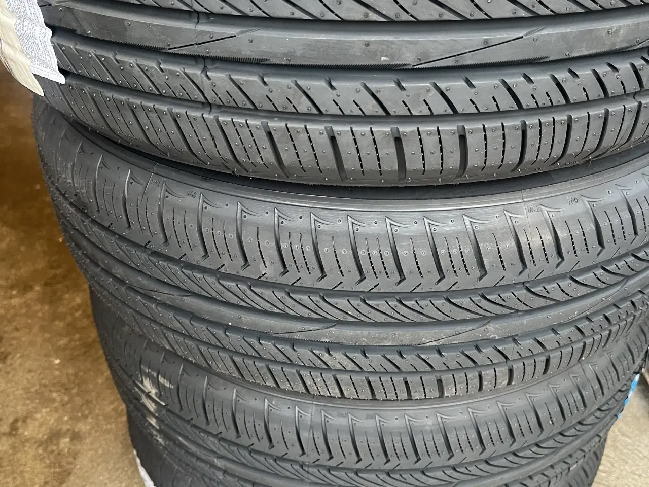 Billede 1 - Nye 175-65-14 Sommerdæk.VW Up.