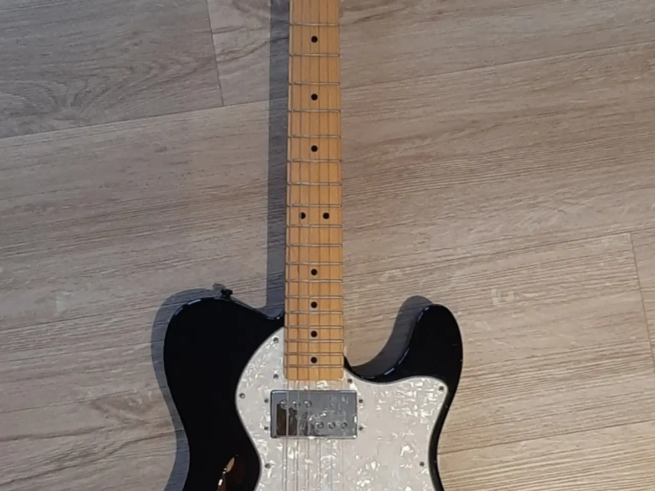 Billede 2 - Fender guitar 