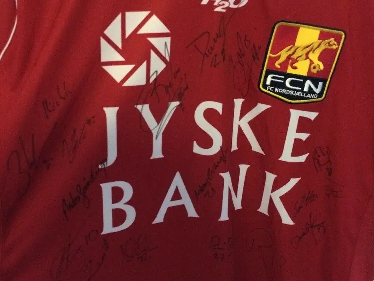Billede 3 - FC Nordsjælland trøje med autografer