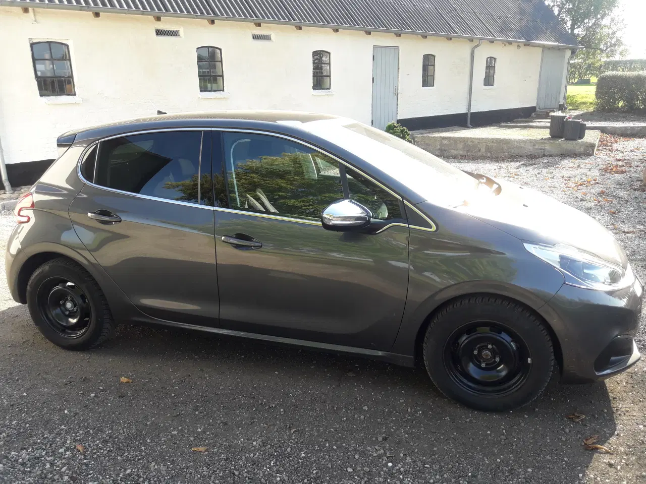 Billede 3 - PEUGEOT 208 1,6 BlueHDI Selektion Sky.