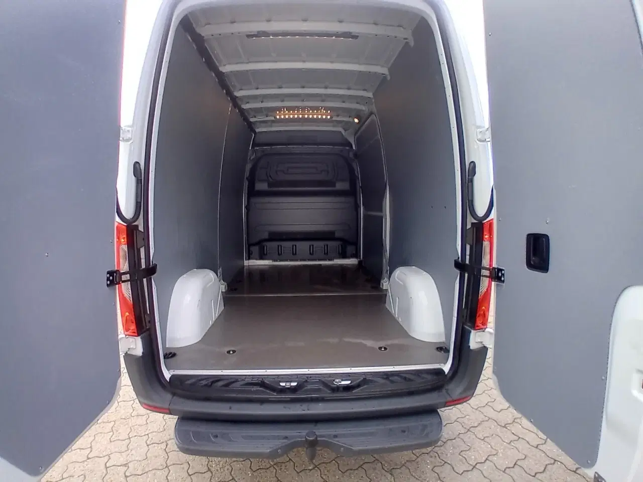 Billede 10 - Mercedes Sprinter 315 2,0 CDi A2 Kassevogn aut. FWD