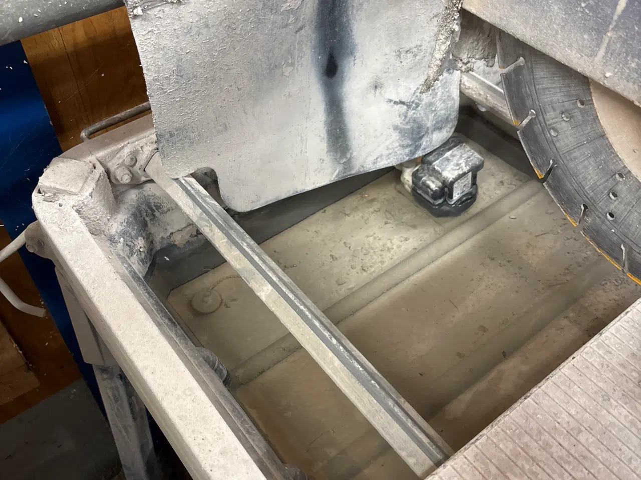 Billede 3 - God carat fliseskære