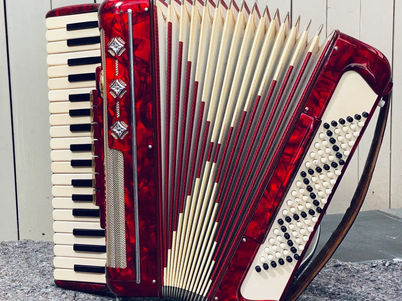 Billede 13 - Marinucci – Italiensk bold rød harmonika sælges 