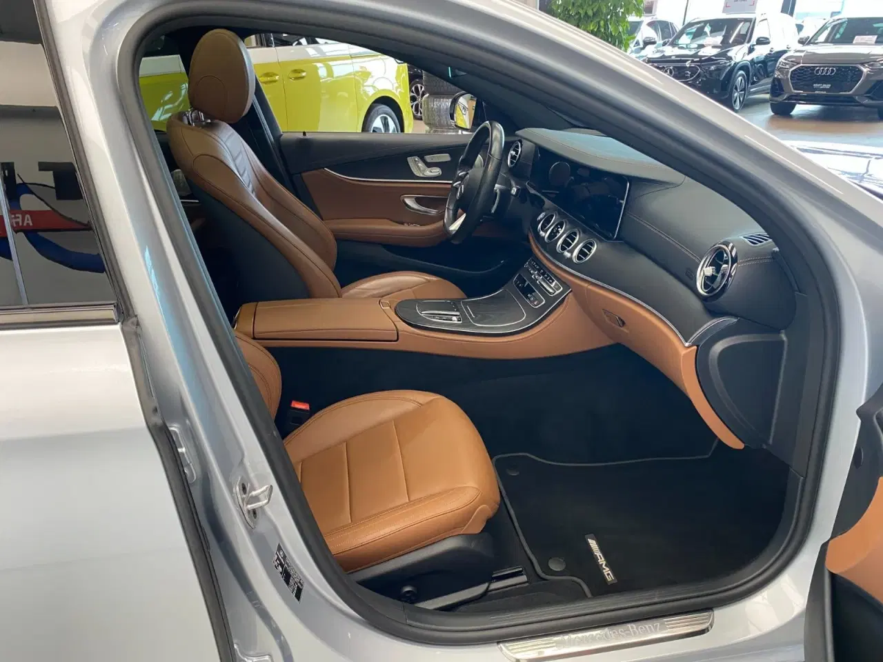 Billede 14 - Mercedes E300 de 2,0 Advantage AMG stc. aut.