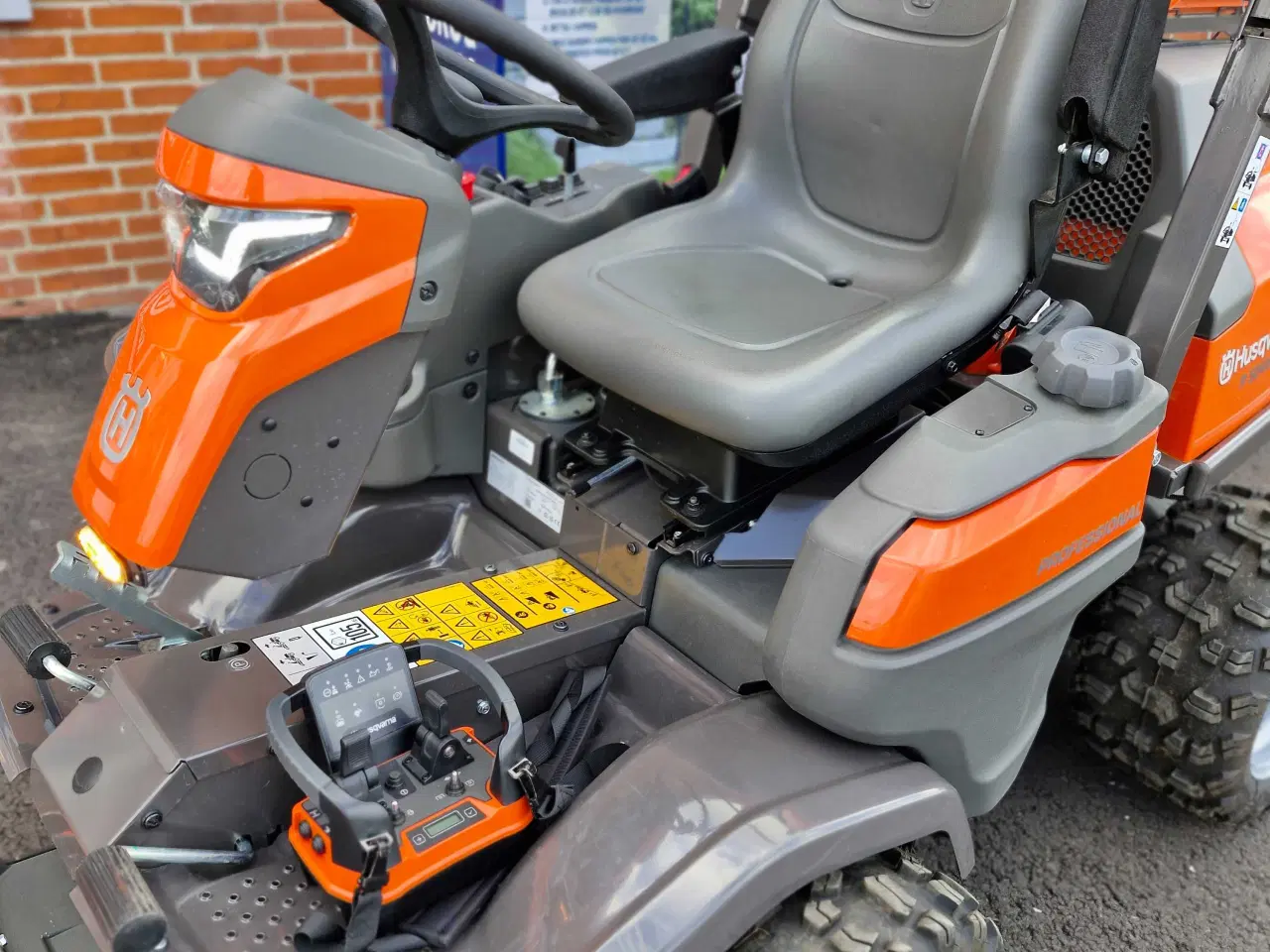 Billede 15 - DEMO Husqvarna P524XR Fjernstyring & Slagleklipper