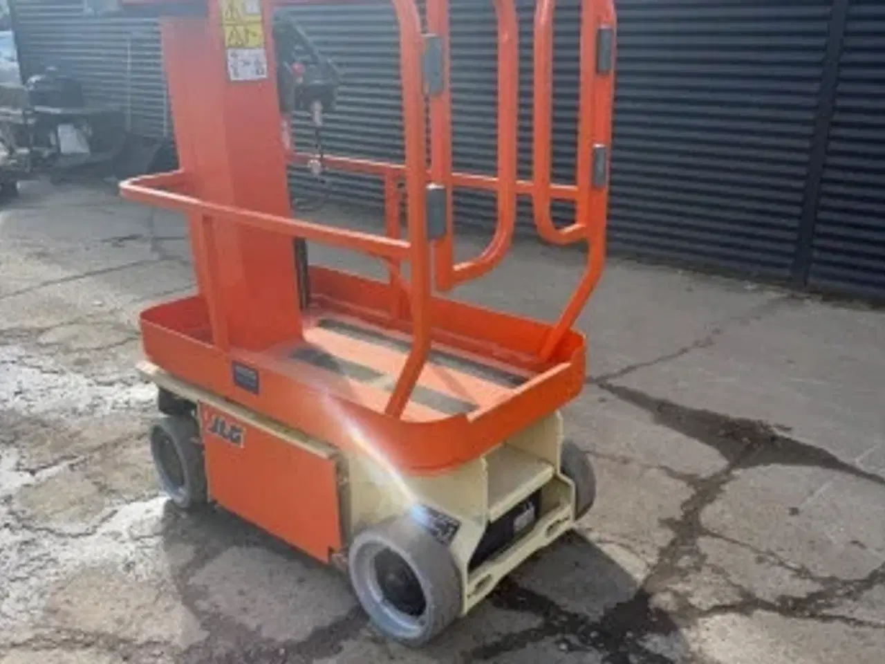 Billede 2 - Populær søjlelift